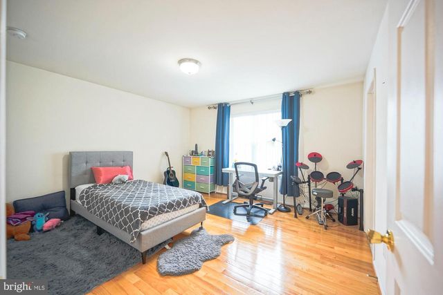 11 EXTON CIR, Cherry Hill, NJ 08003