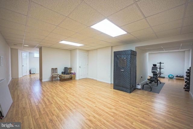 11 EXTON CIR, Cherry Hill, NJ 08003
