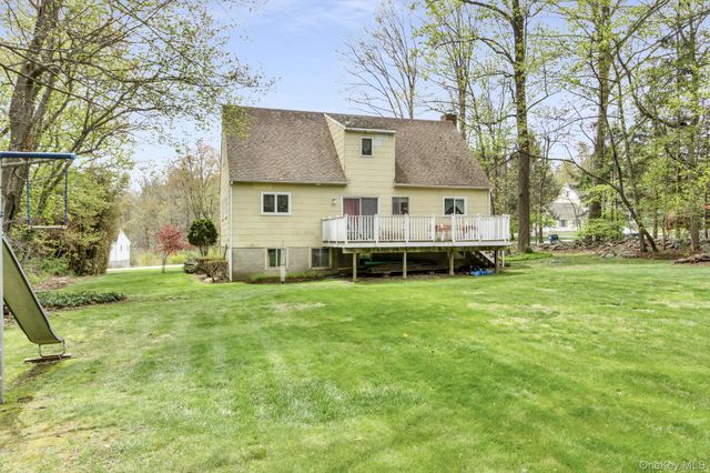 28 Partridge Lane, Putnam Valley, NY 10579