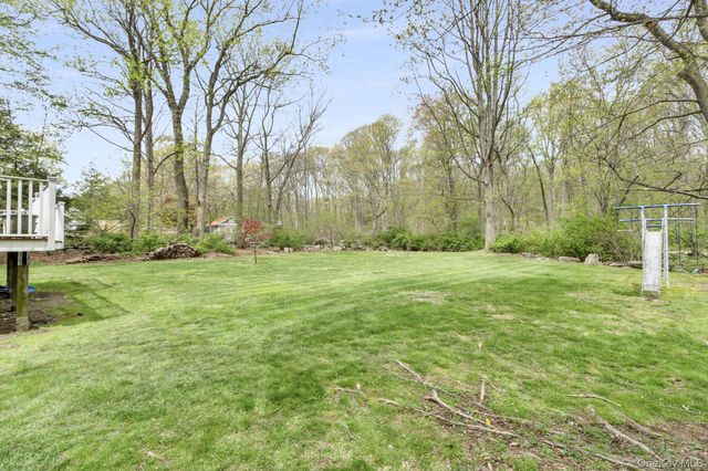 28 Partridge Lane, Putnam Valley, NY 10579