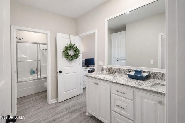 112 Serenity Lane, Pearl, MS 39208