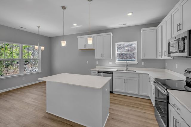 209 E Quail Hollow Way, Dickson, TN 37055