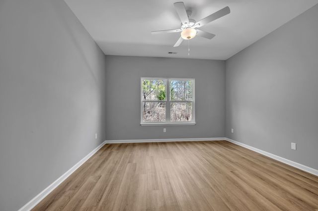209 E Quail Hollow Way, Dickson, TN 37055