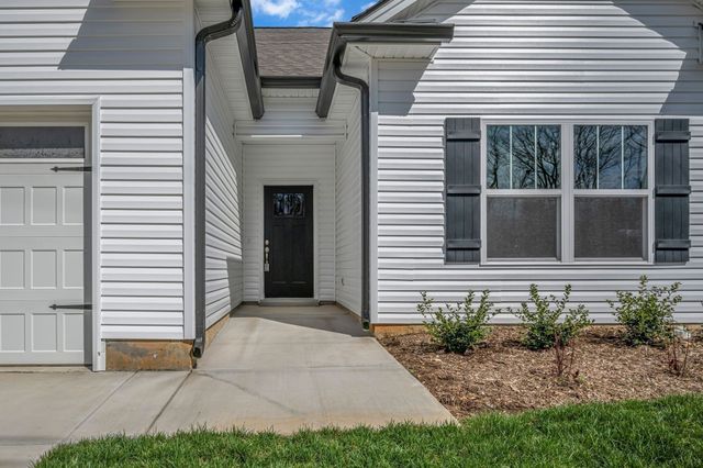 209 E Quail Hollow Way, Dickson, TN 37055
