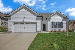 209 E Quail Hollow Way, Dickson, TN 37055