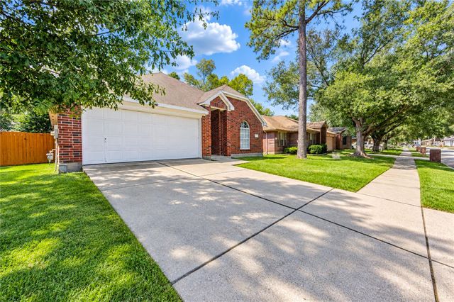 23207 Lone Wolf Trail, Spring, TX 77373