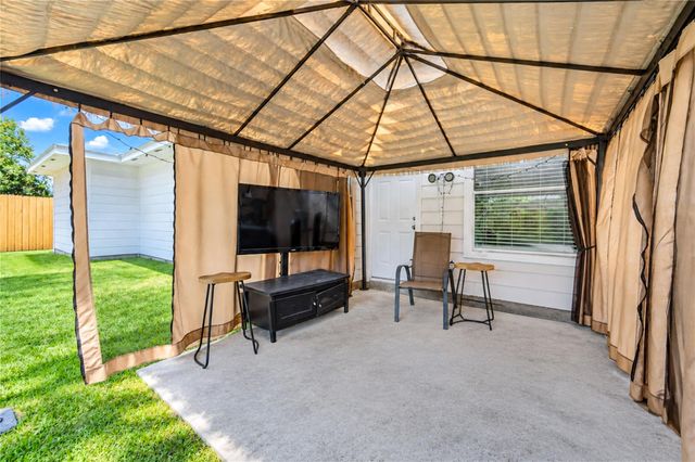 23207 Lone Wolf Trail, Spring, TX 77373
