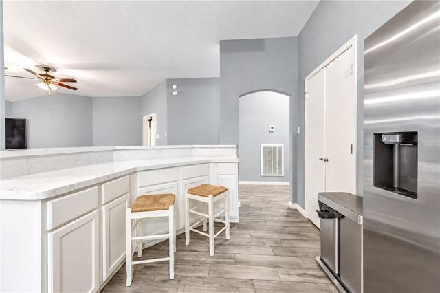 23207 Lone Wolf Trail, Spring, TX 77373