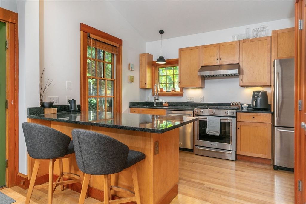 190 Tremont St. 2, Somerville, MA 02143