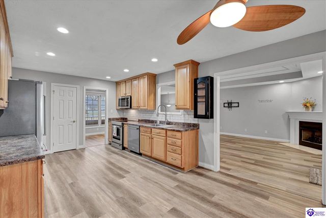 12108 Sentimental Lane, Louisville, KY 40229