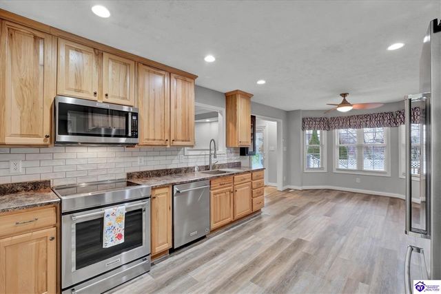12108 Sentimental Lane, Louisville, KY 40229