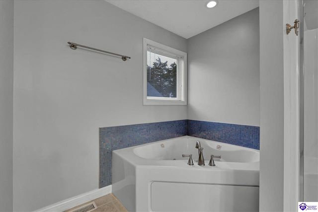 12108 Sentimental Lane, Louisville, KY 40229