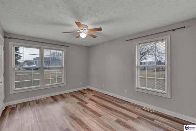 12108 Sentimental Lane, Louisville, KY 40229