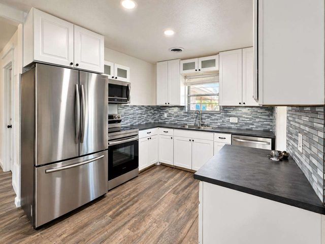 4603 SE Ellsworth Cir, Lawton, OK 73501