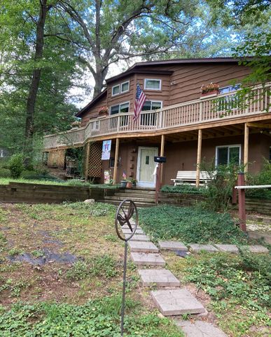 8092 Highland Trail, Canadian Lakes, MI 49346