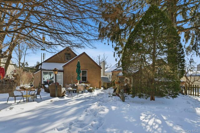 22 W 12th Street, Huntington Station, NY 11746