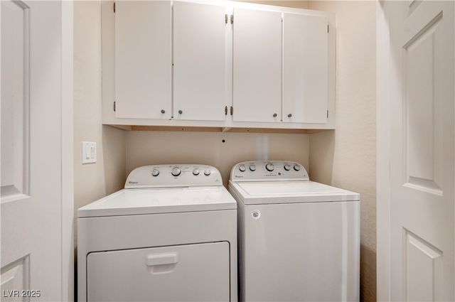 2581 Icy Moon Street, Henderson, NV 89044