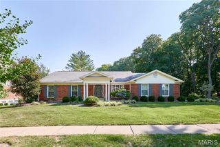 14455 Tealcrest Drive, Chesterfield, MO 63017