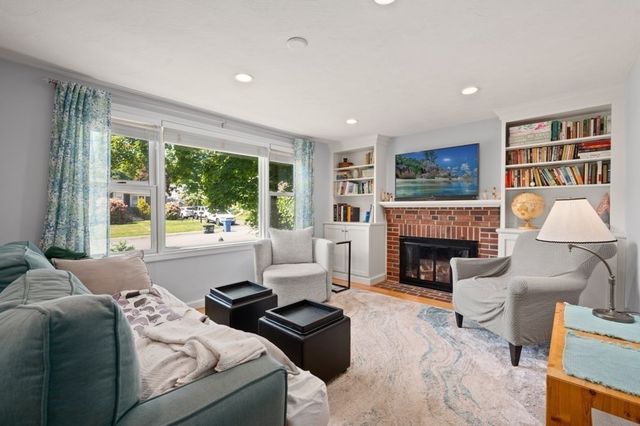 88 Temple Road, Waltham, MA 02452