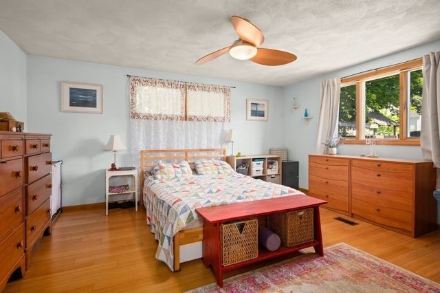 88 Temple Road, Waltham, MA 02452