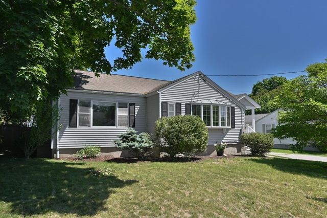 88 Temple Road, Waltham, MA 02452