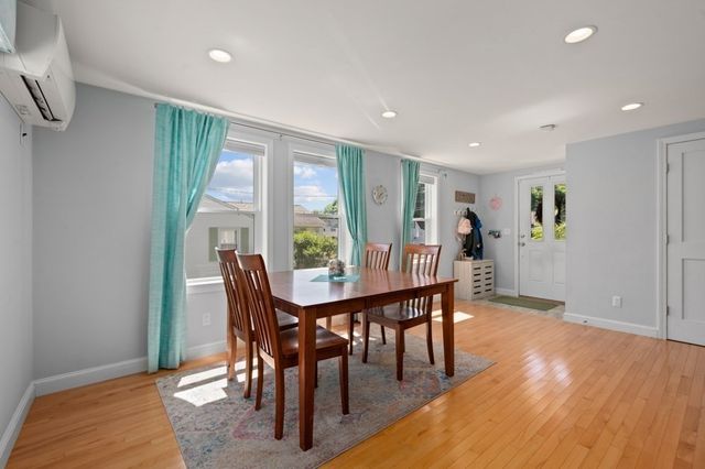 88 Temple Road, Waltham, MA 02452