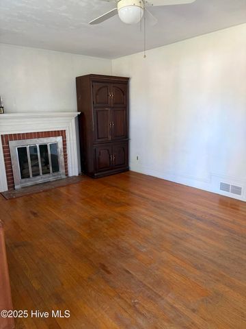 1103 Cedar Lane, Greenville, NC 27858