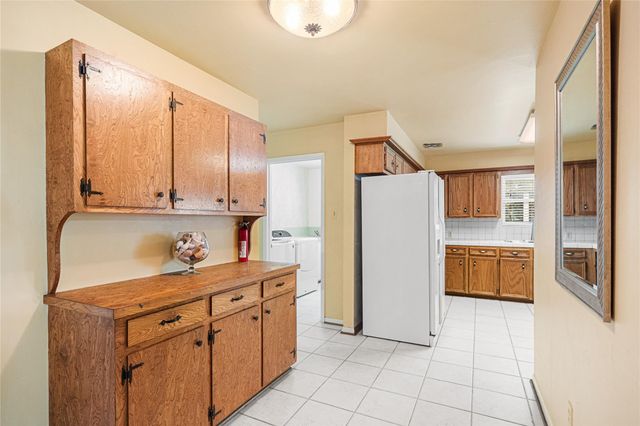 22902 Kobs Road, Tomball, TX 77377