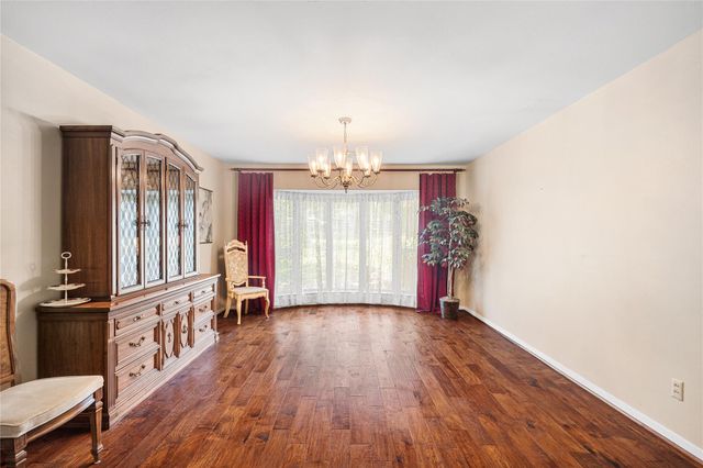 22902 Kobs Road, Tomball, TX 77377