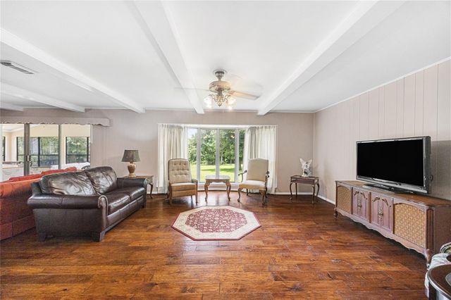 22902 Kobs Road, Tomball, TX 77377