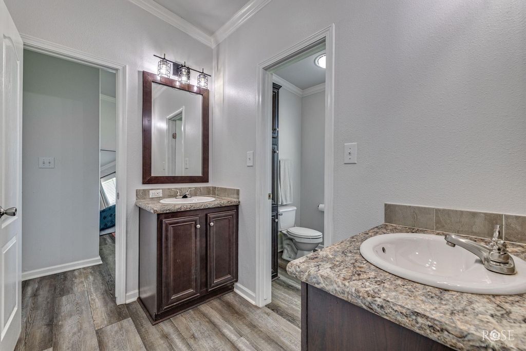 Image 24 of property listing at 281 Private Road 2884, Ballinger, TX 76821