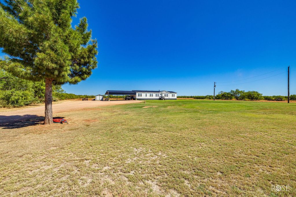 Image 37 of property listing at 281 Private Road 2884, Ballinger, TX 76821