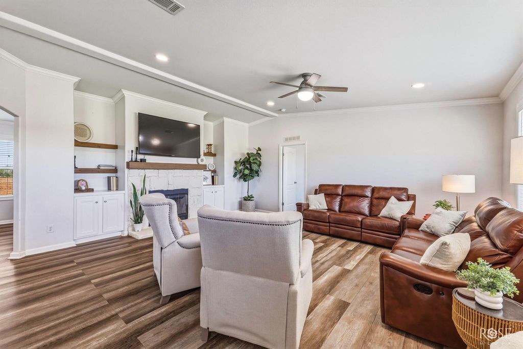 Image 7 of property listing at 281 Private Road 2884, Ballinger, TX 76821