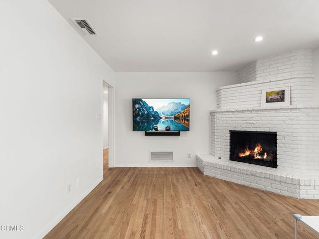 4155 Cambridge Road, La Canada Flintridge, CA 91011