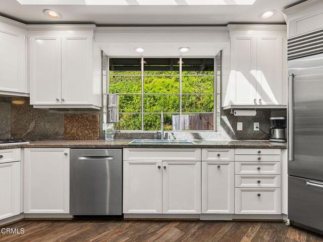 4155 Cambridge Road, La Canada Flintridge, CA 91011