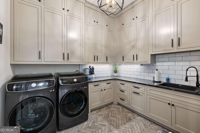 761 Woodvale Point, Suwanee, GA 30024