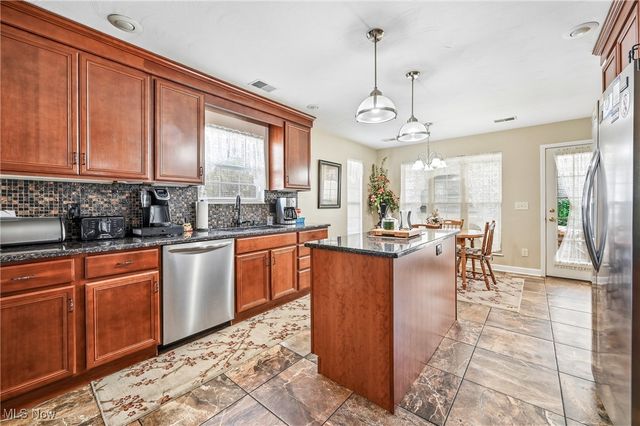 601 E Western Reserve Road 1401, Youngstown, OH 44514