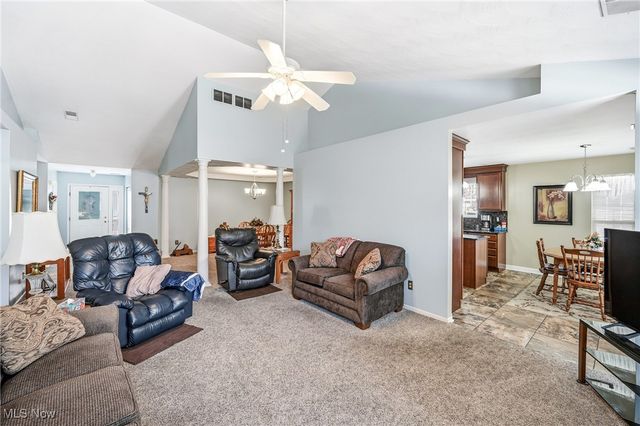 601 E Western Reserve Road 1401, Youngstown, OH 44514