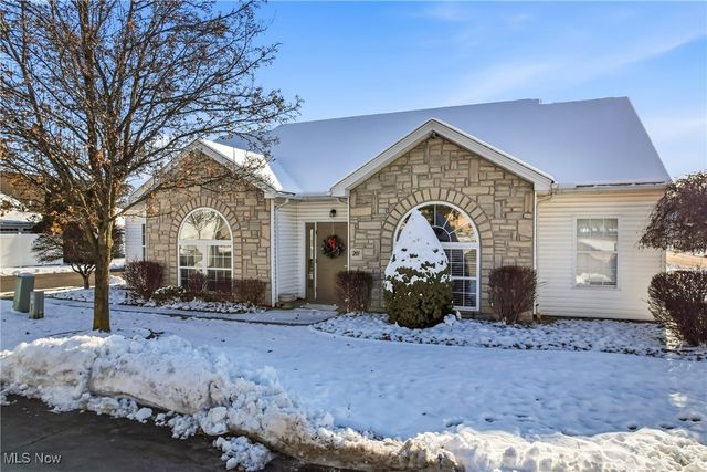 601 E Western Reserve Road 1401, Youngstown, OH 44514