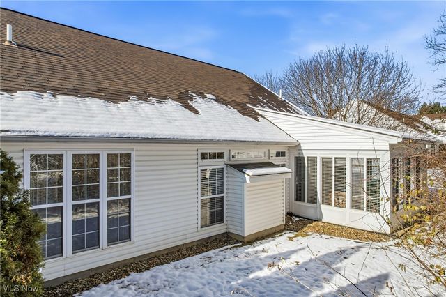 601 E Western Reserve Road 1401, Youngstown, OH 44514