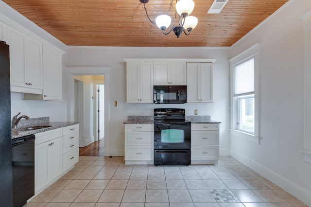 2080 VINTON AVE, Memphis, TN 38104