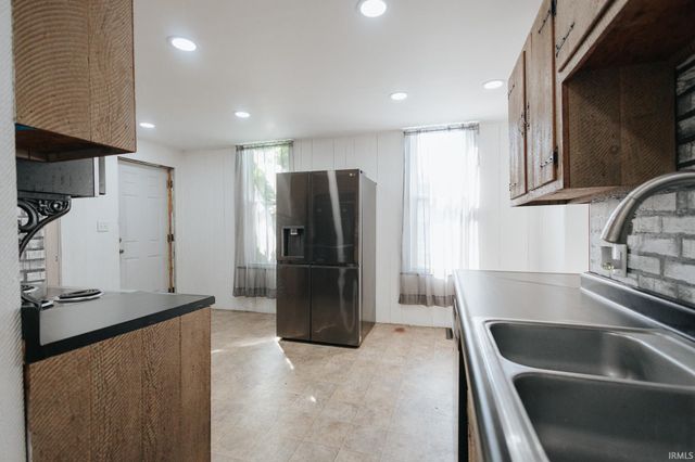 722 S Barker Avenue, Evansville, IN 47712