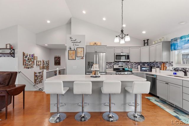 3153 Beaver Creek Ridge, Adrian Twp, MI 49221