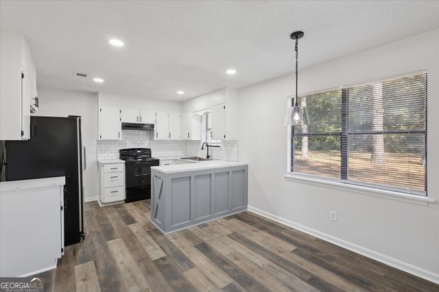 186 Community Circle, Jesup, GA 31545