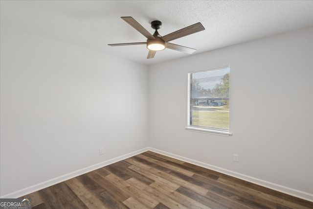 186 Community Circle, Jesup, GA 31545