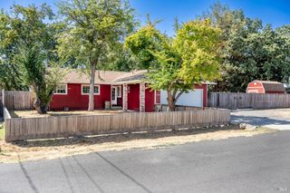 1130 Tapadera Dr, Santa Rosa, CA 95407