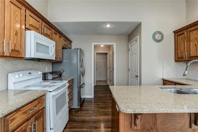 14571 W 139th Street, Olathe, KS 66062