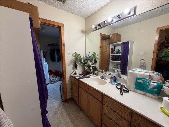 10074 Northlake Circle, Kemp, TX 75143