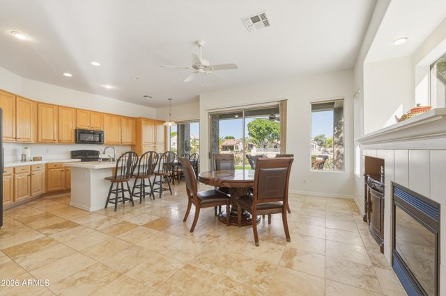 6974 W ROSE GARDEN Lane, Glendale, AZ 85308