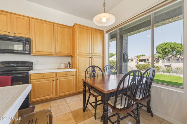 6974 W ROSE GARDEN Lane, Glendale, AZ 85308